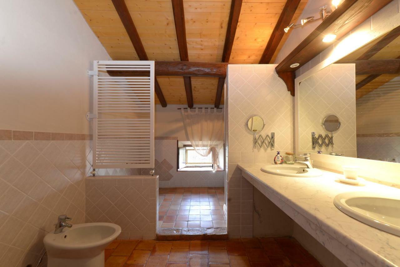 Daina Bianca Bed & Breakfast Solignano ภายนอก รูปภาพ